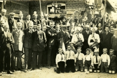 dorpstraat-1935-kermis